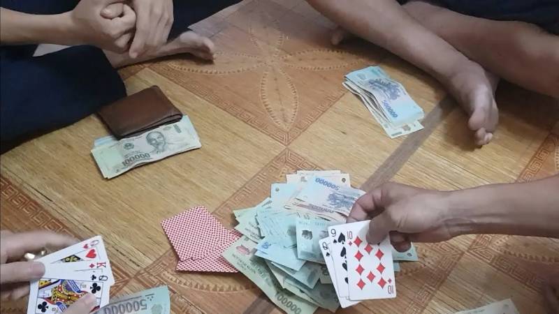 Chọn đối thủ mà đánh
